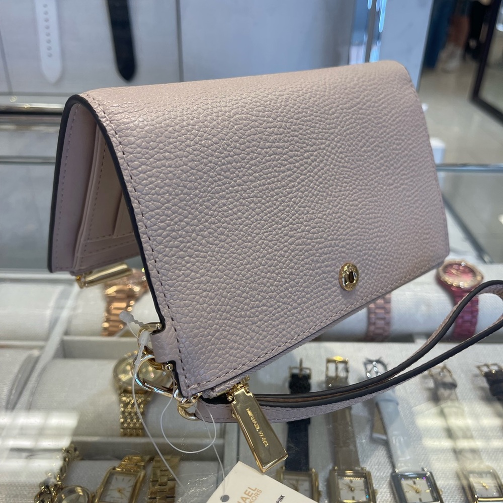 MICHAEL MICHAEL KORS Adele Leather Wallet Double Zip wristlet
Soft Pink 
NWT - Picture 9 of 16